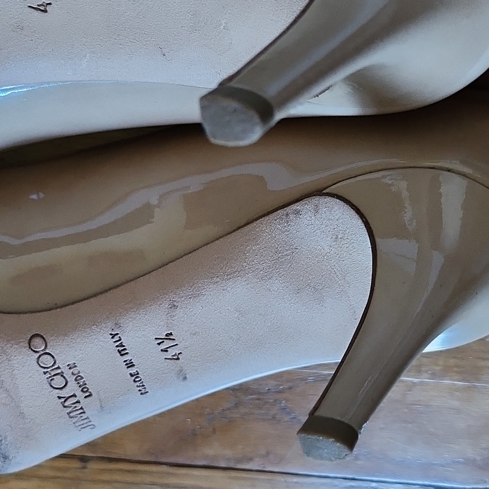 Jimmy Choo Vega Patent Leather Pumps - Picture 6 of 8